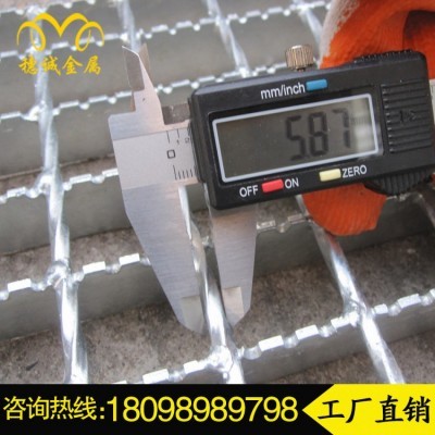 封管機與不銹鋼可調合頁 工業(yè)應用與設計優(yōu)勢